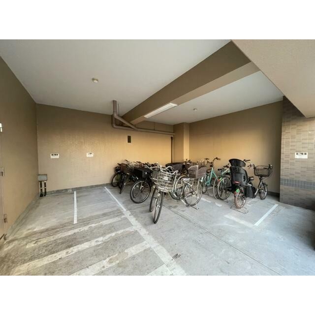 バイク置場ございます♪