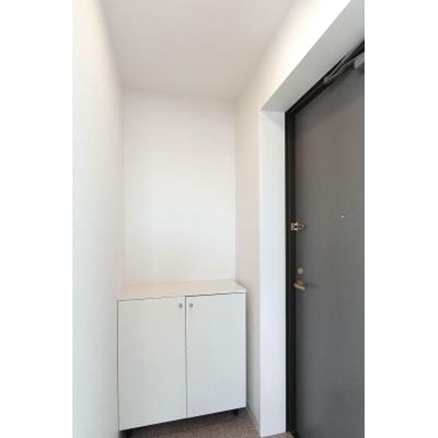 ※同仕様写真含む(玄関)