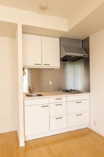 ※写真は同タイプ住戸です。(キッチン)