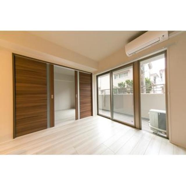 ※写真は同タイプ住戸です。(居間)