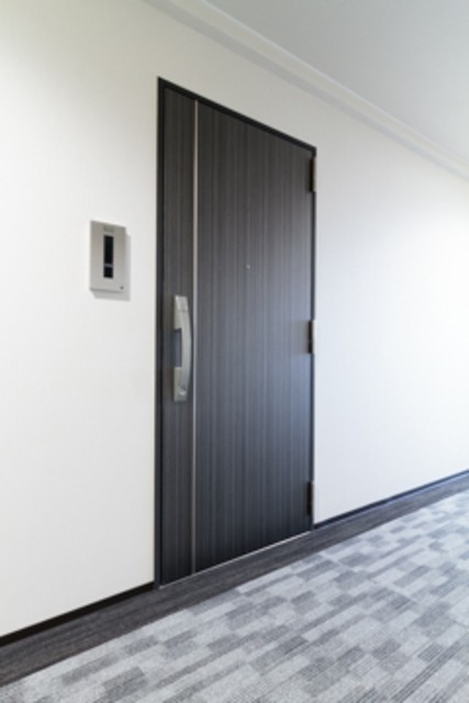 ※写真は同タイプ住戸です。(玄関)