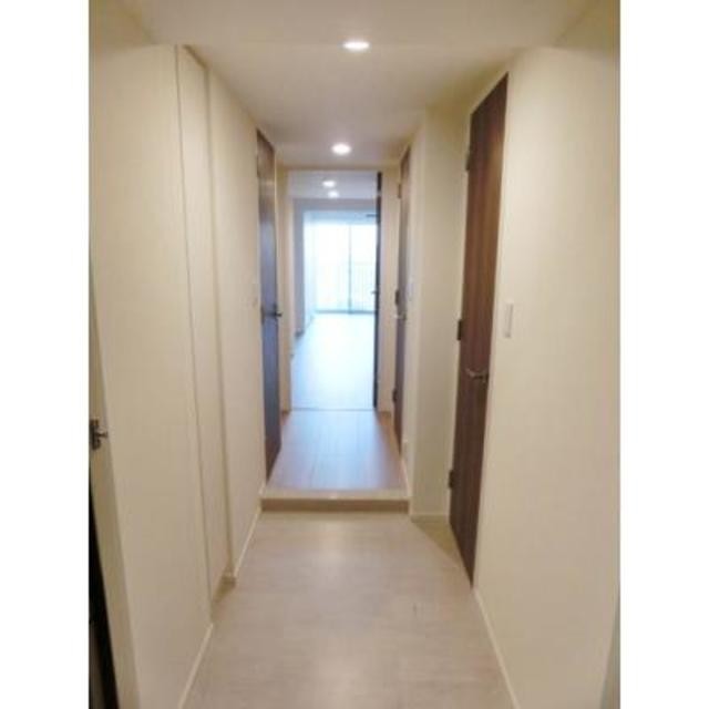 ※写真は同タイプ住戸です。(玄関)