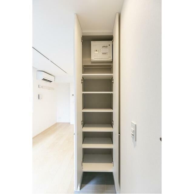 シューズボックス