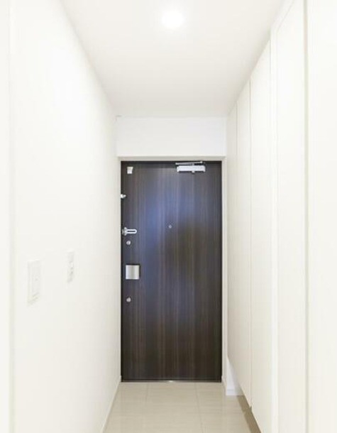 ※同仕様写真(玄関)