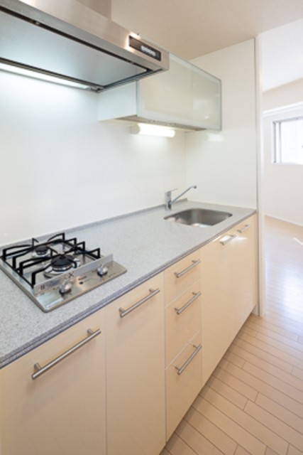 ※写真は同タイプ住戸です。(キッチン)