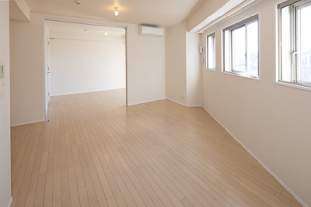 ※写真は同タイプ住戸です。(居間)