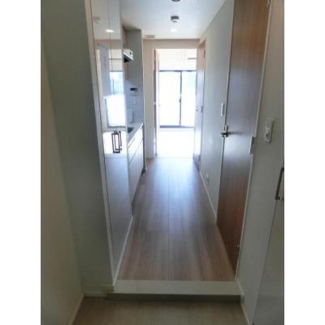 ※写真は同タイプ住戸です。(玄関)