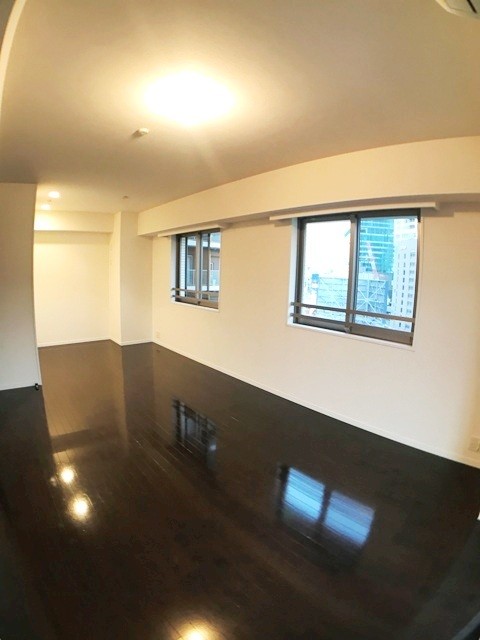 ※写真は同タイプ住戸です。(居間)