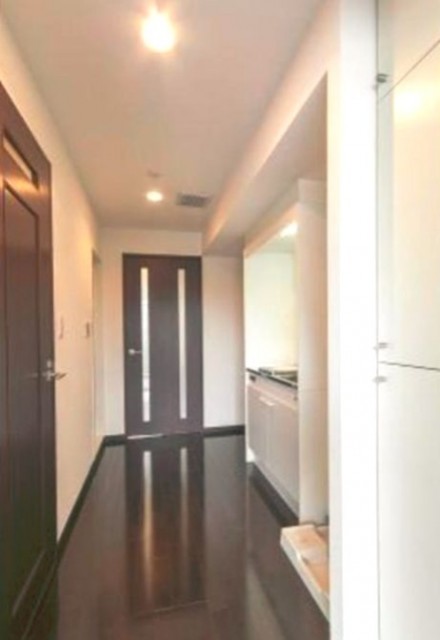 ※同仕様写真含む(玄関)