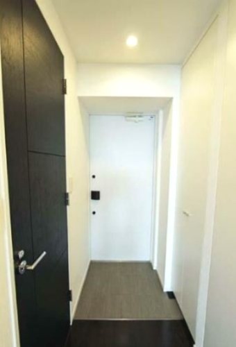 ※同仕様写真含む(玄関)