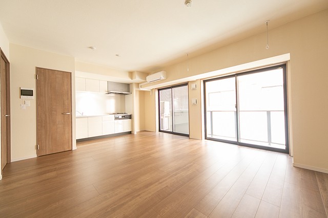 ※写真は同タイプ住戸です。(居間)