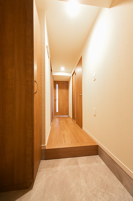 ※写真は同タイプ住戸です。(玄関)