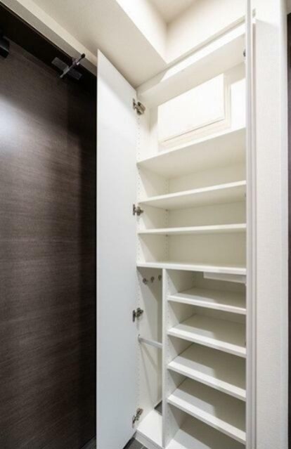 シューズボックス