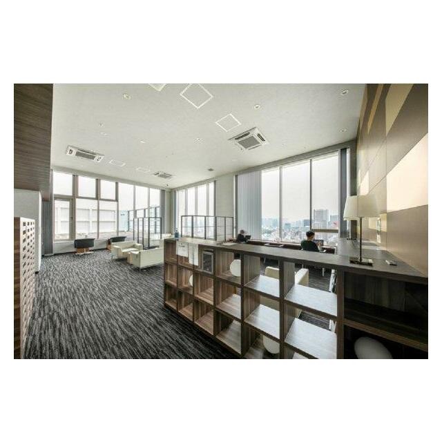 スカイラウンジ