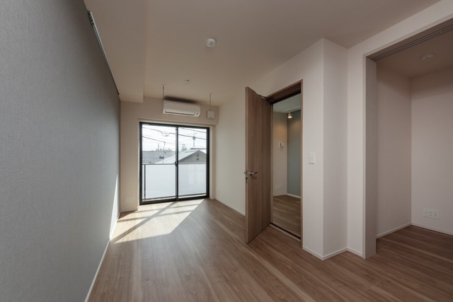 ※写真は同タイプ住戸です。(居間)