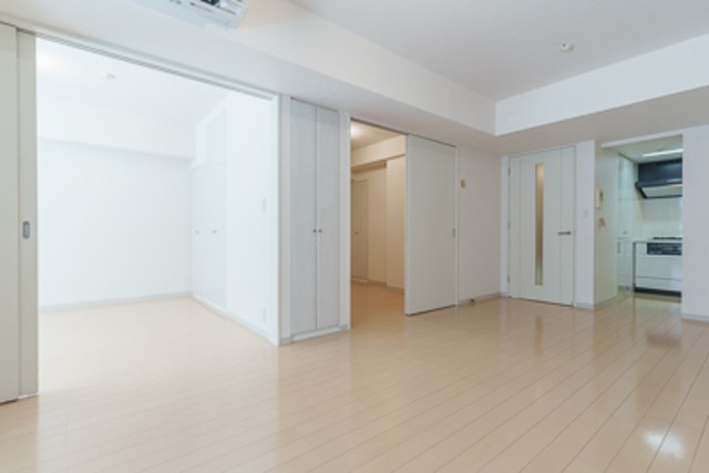 ※写真は同タイプ住戸です。(居間)