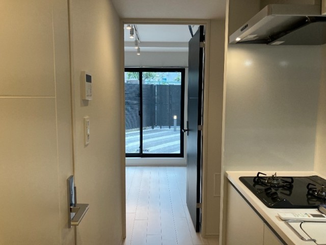 ※同仕様写真含む(玄関)