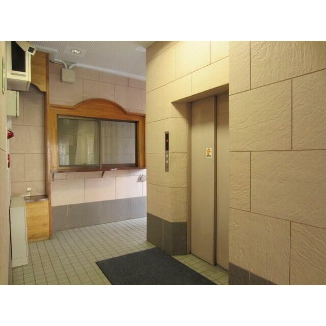 エレベーターあります