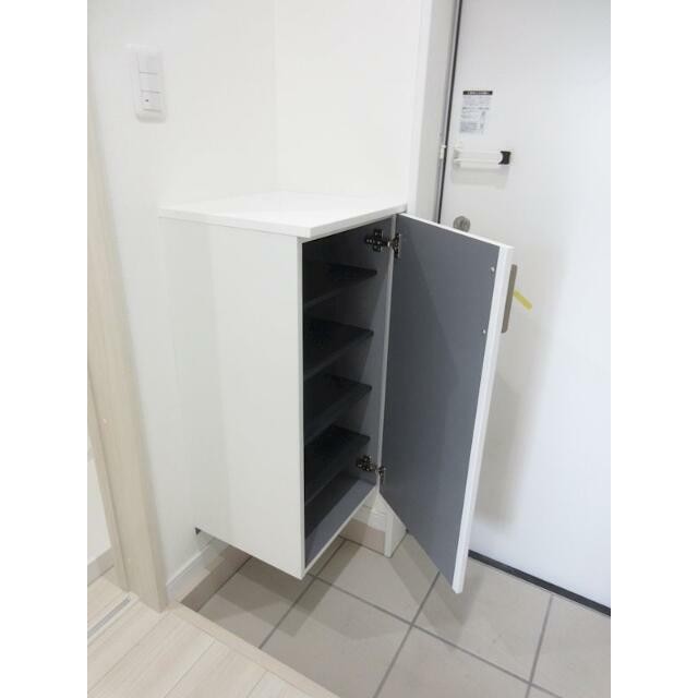 シューズボックス