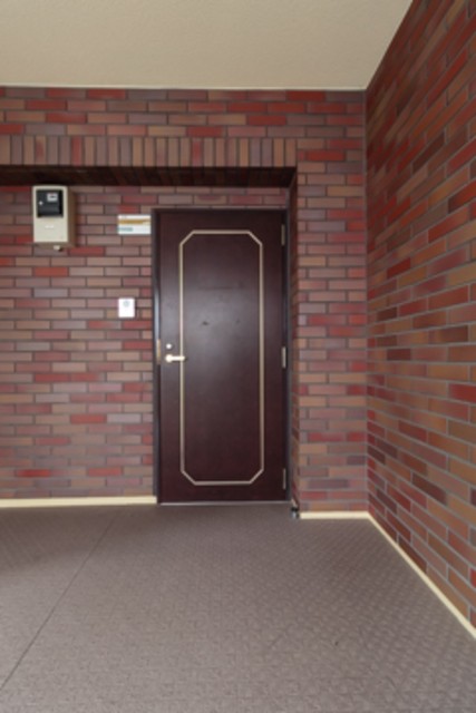 ※写真は同タイプ住戸です。(玄関)