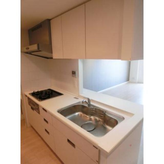 ※写真は同タイプ住戸です。(キッチン)