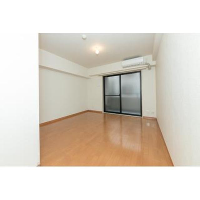 ※写真は同タイプ住戸です。(居間)