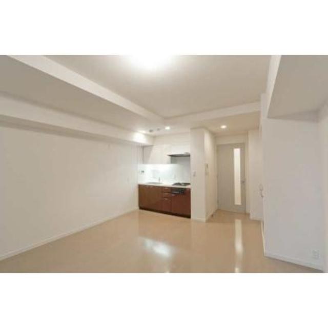 ※写真は同タイプ住戸です。(居間)