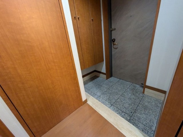(玄関)