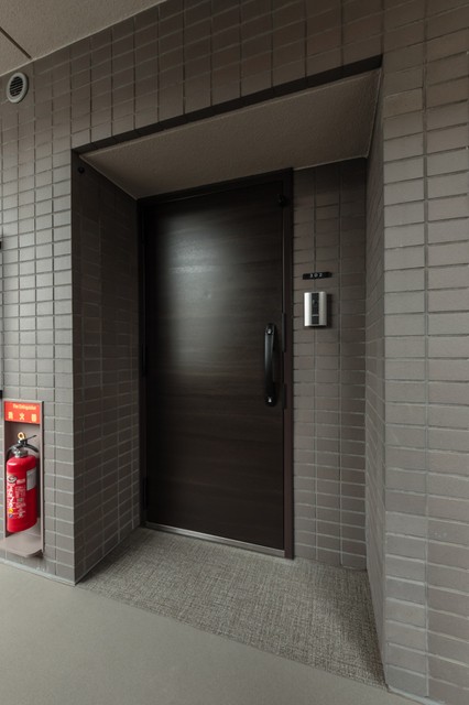 ※写真は同タイプ住戸です。(玄関)