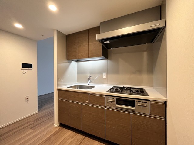 ※写真は同タイプ住戸です。(キッチン)