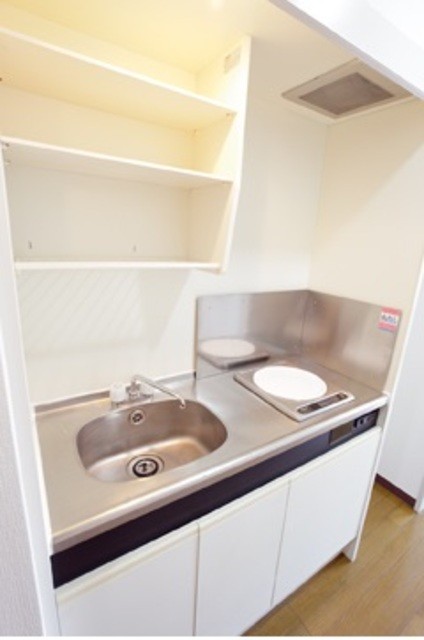 ※写真は同タイプ住戸です。(キッチン)