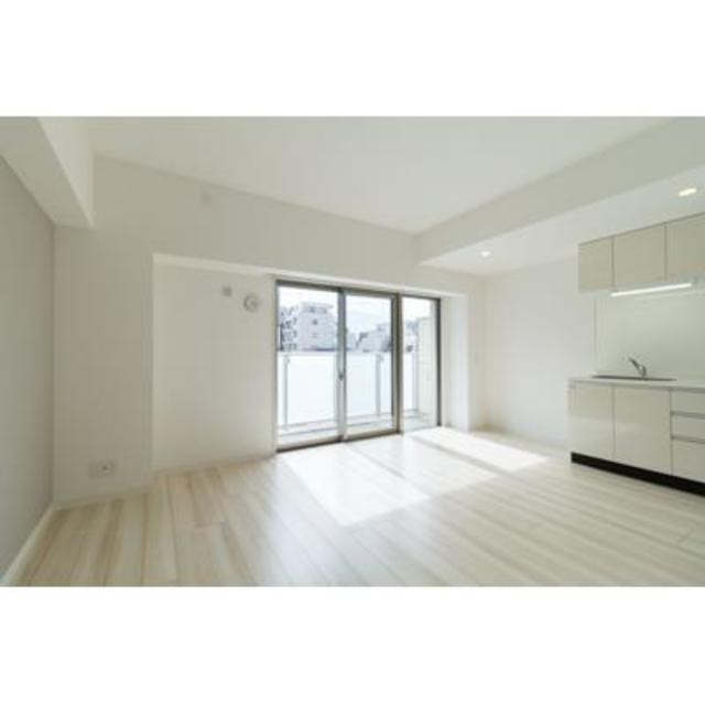 ※写真は同タイプ住戸です。(居間)