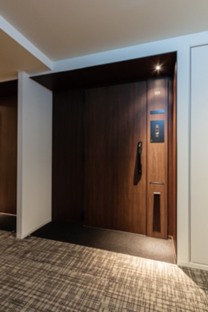 ※写真は同タイプ住戸です。(玄関)