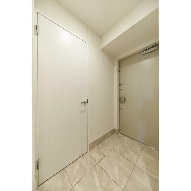 ※同仕様写真含む(玄関)