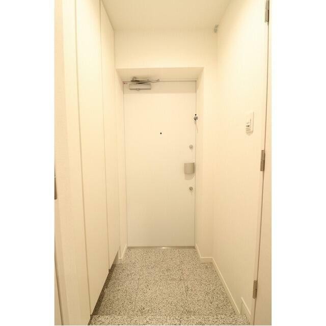 ※同仕様写真含む(玄関)