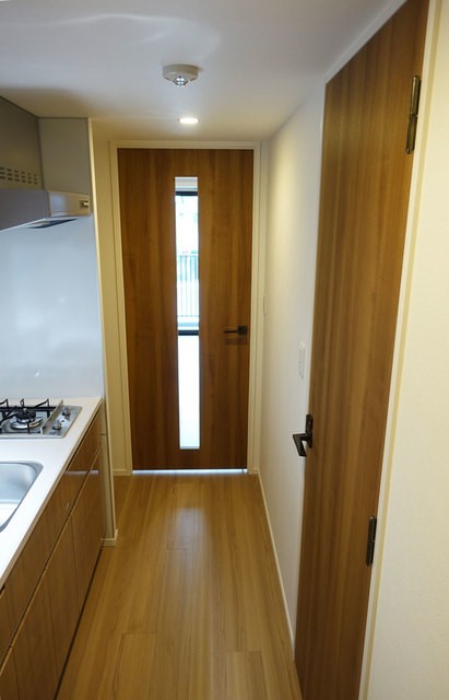 ※写真は同タイプ住戸です。(玄関)