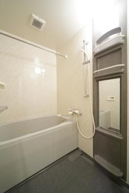 ※写真は同タイプ住戸です。(風呂)