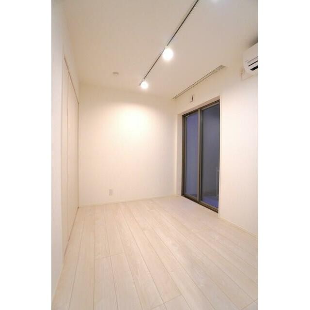 ※写真は同タイプ住戸です。(居間)