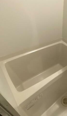 バスルームには換気乾燥機がついています(風呂)