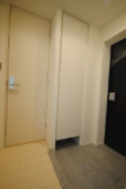 (玄関)