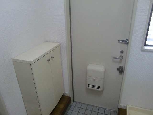 (玄関)