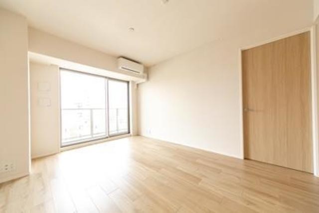 ※写真は同タイプ住戸です。(居間)