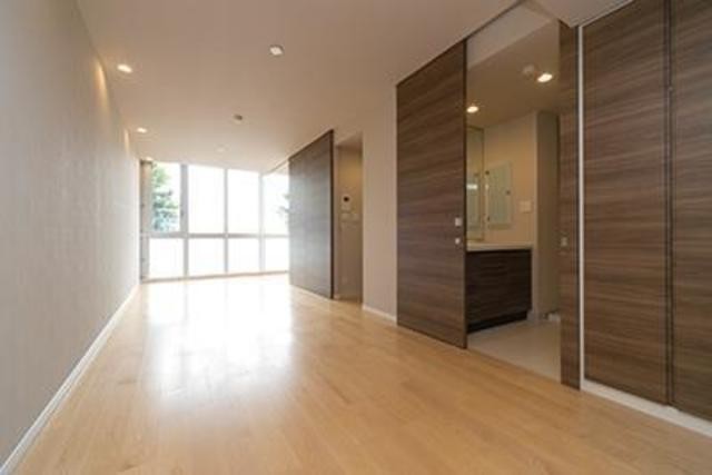 ※写真は同タイプ住戸です。(居間)