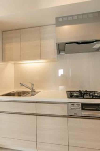 ※写真は同タイプ住戸です。(キッチン)