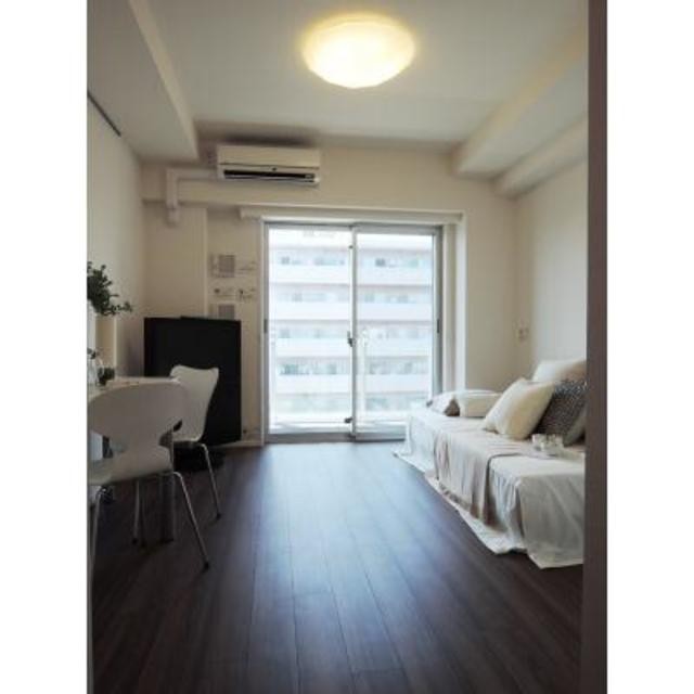 ※写真は同タイプ住戸です。(居間)