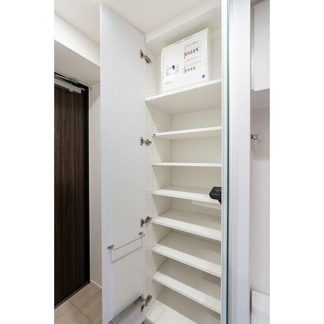 シューズボックス