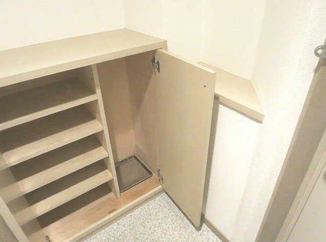 ※同仕様写真含む(玄関)