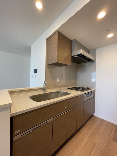 ※写真は同タイプ住戸です。(キッチン)