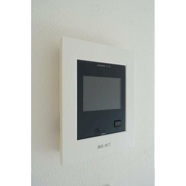 インターホンはモニター付きで安心です！