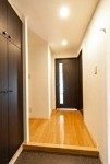 (玄関)